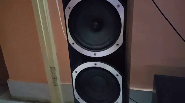 Wharfedale 10.7 speaker