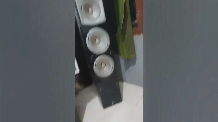 Testing Subwoofer Wharfedale Vardus VR-8SB in Deep House Remix Music